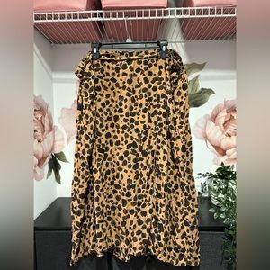 Ava & Viv - Leopard Print Skirt - 2X